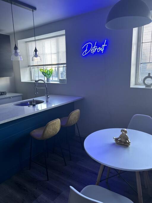 Modern Loft!/Free Parking/Long Stay Friendly! Детройт Екстер'єр фото