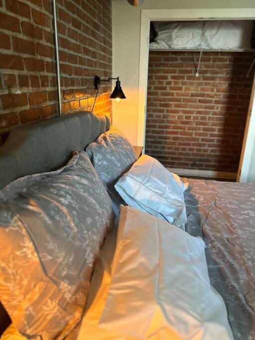 Modern Loft!/Free Parking/Long Stay Friendly! Детройт Екстер'єр фото